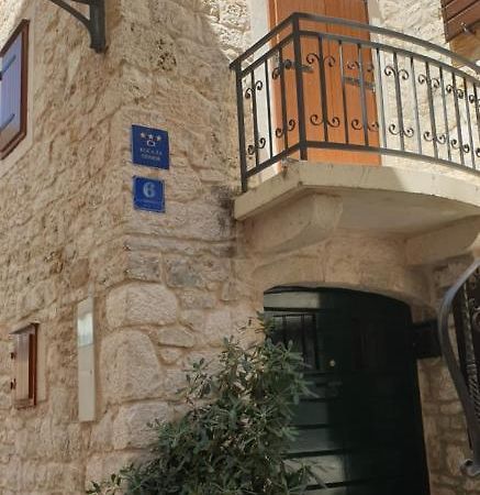 Vila Skrlec Baška Voda Exterior foto